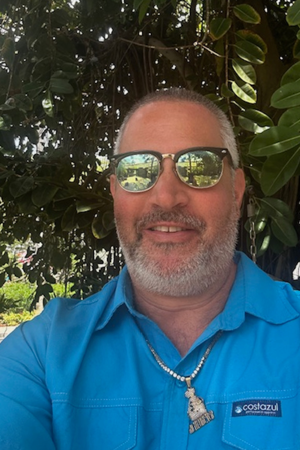 Cruise Brothers Travel Agent Erez Kats